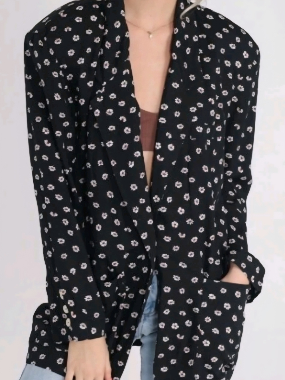 LizSport 90's black floral print blazer jacket